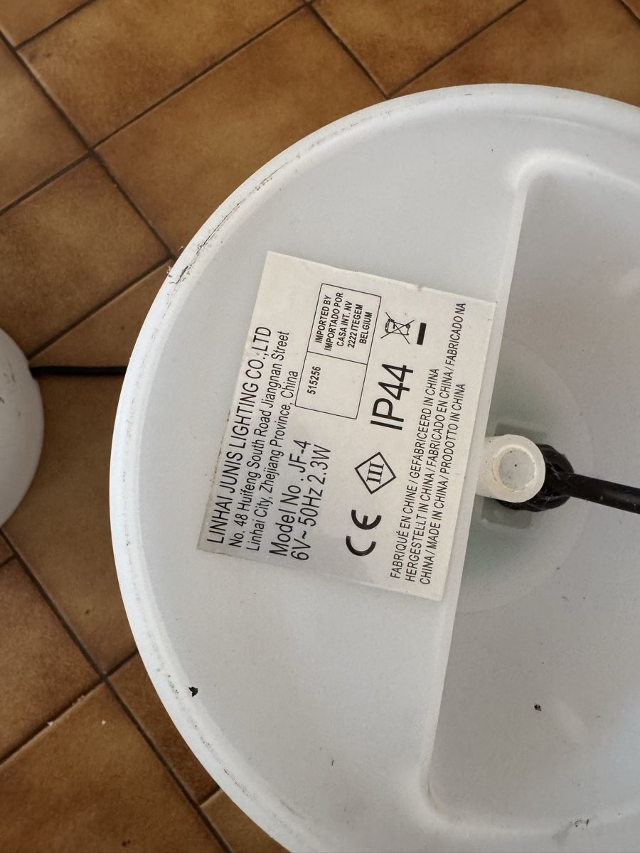 Lampade: Lampe design à LED, lumière douce, cache pot – Usato da Veyrier venduto da kimedovapa 1