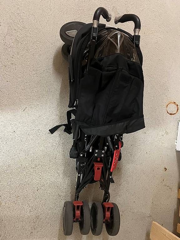 Carrozzine: Maclaren Kinderwagen Schwarz – Usato da Schlieren venduto da dte_5prt 3