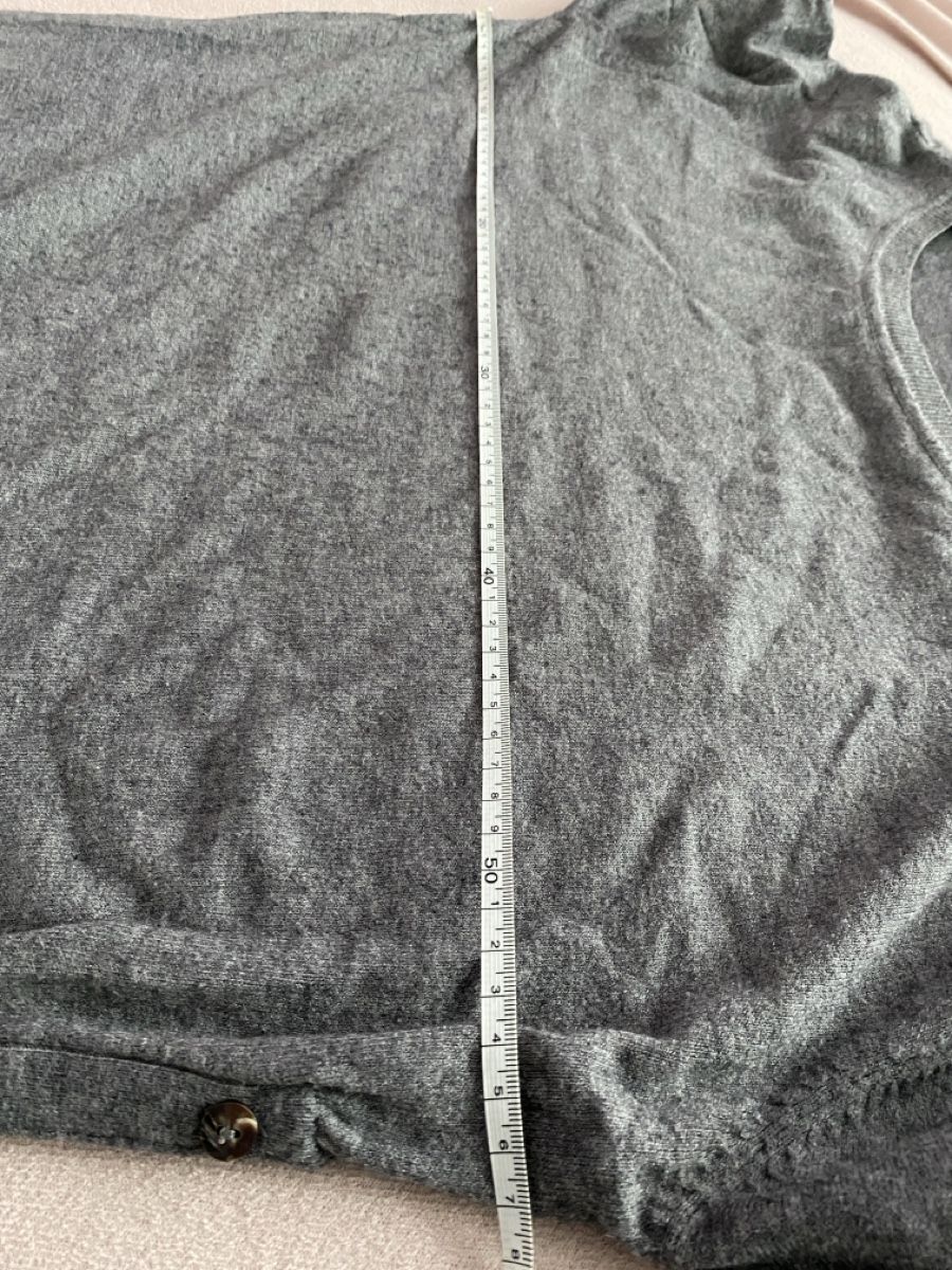 Pullover & Sweatshirts: Grauer Pulli mit seitlichen Knöpfen Gr. M/L – Gebraucht aus Dübendorf von chlinibetris 5
