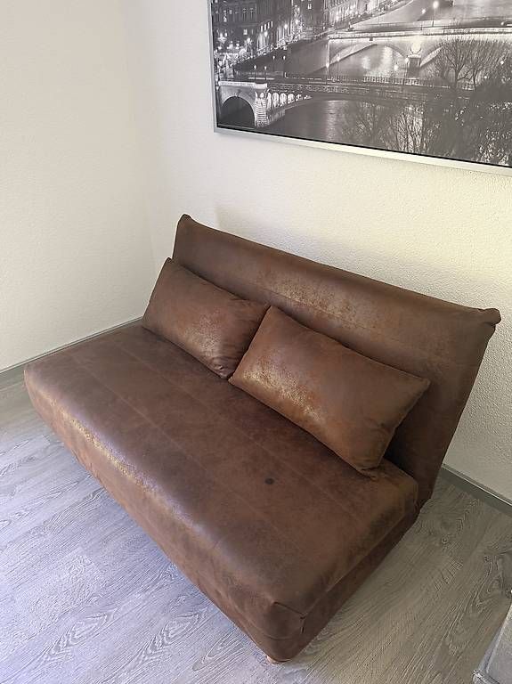 Sofas: Vend canapé Lit – Gebraucht aus Cernier von jo1069