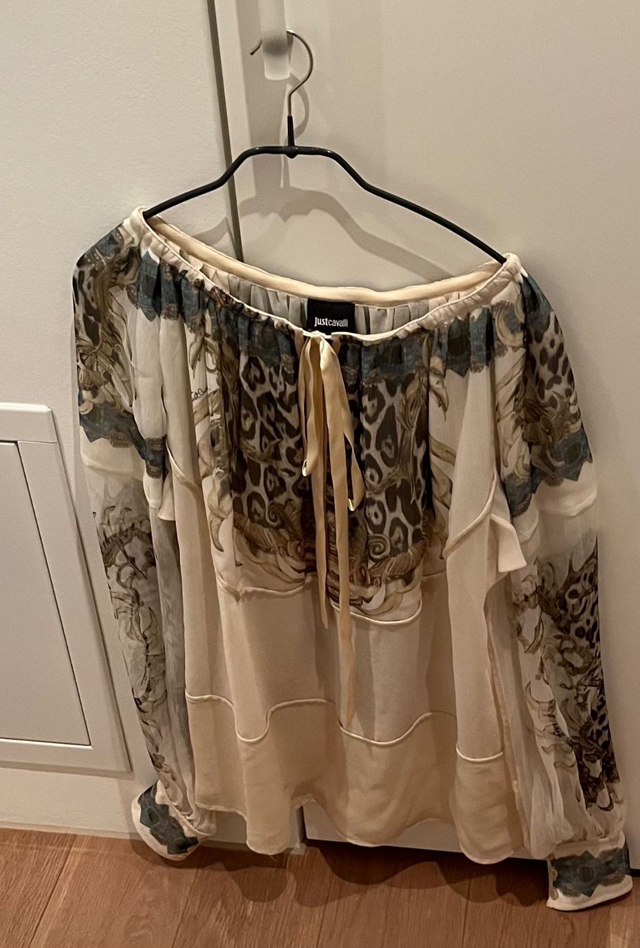 Camicette: Just Cavalli Bluse neu – Nuovo e nell'imballaggio originale da Meilen venduto da ZurichButterfly1