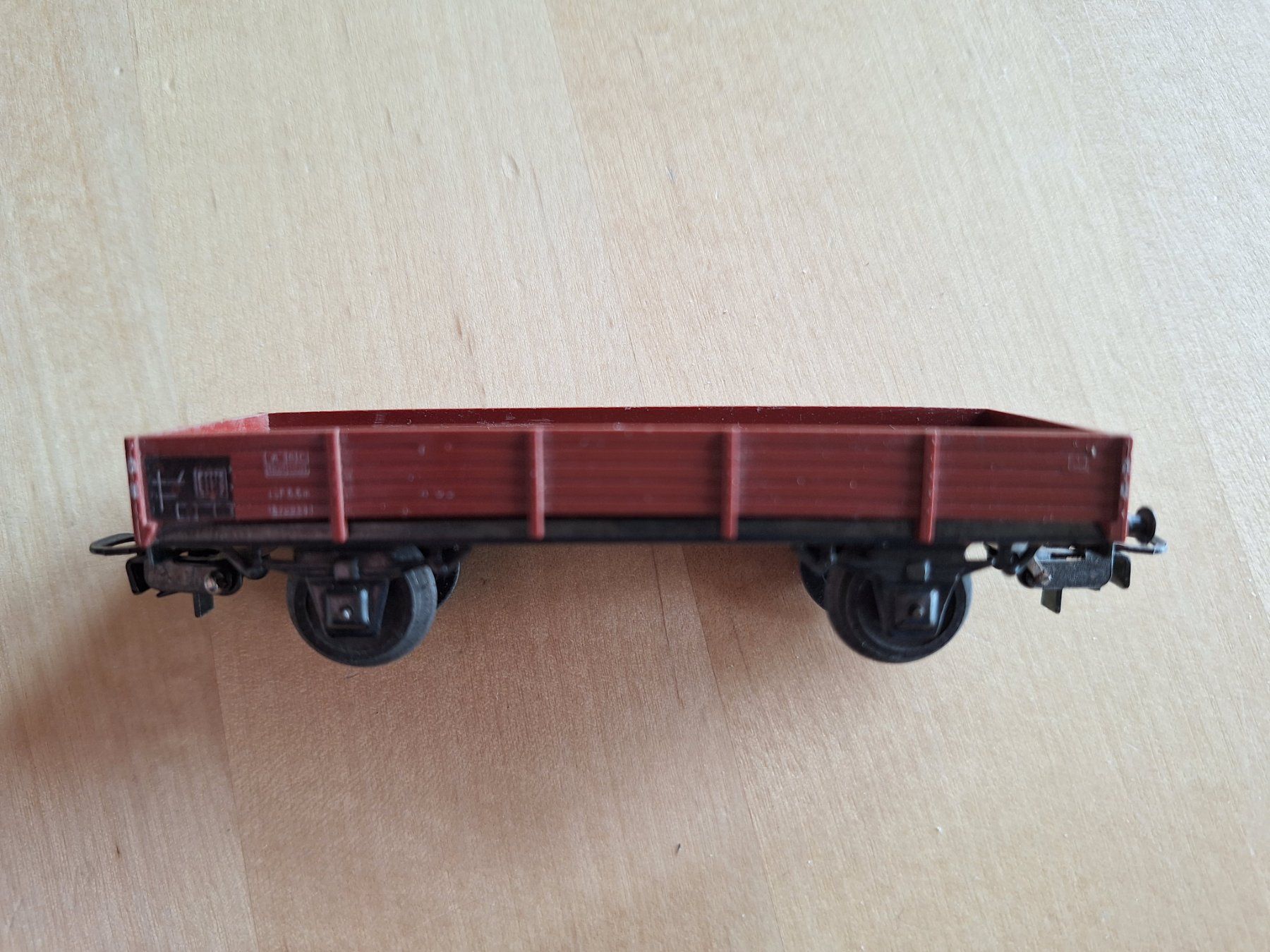 Märklin Modellini di ferrovie: 4 Güterwagen Märklin – Usato da Taegertschi venduto da Oleinad 1