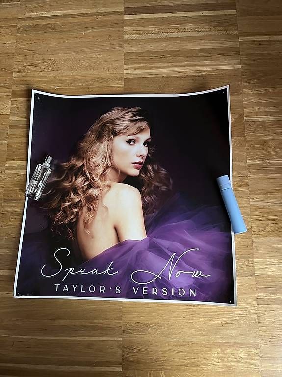 Foto & Immagini: 5 Taylor Swift Poster – Usato da Zürich venduto da lia_szs8 2