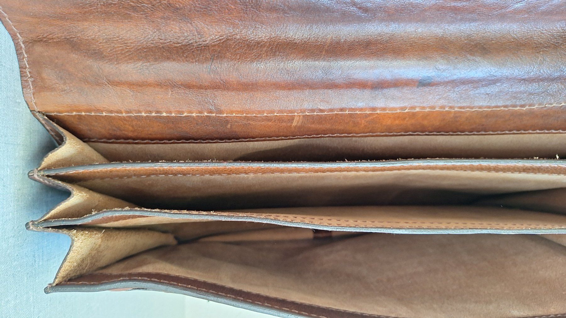 Koffer & Taschen: The Brige, Ledertasche / Aktentasche – Gebraucht aus Weinfelden von Yenas10 3