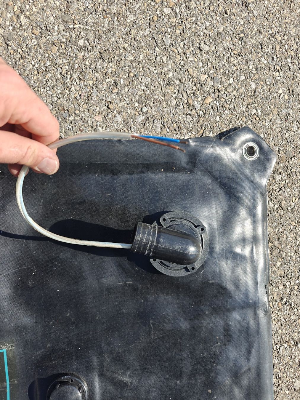 Abbeveratoi e trogoli: Nauta Flexibler Trinkwassertank Wassertank Camper – Usato da Ermatingen venduto da ans_m6lj 2