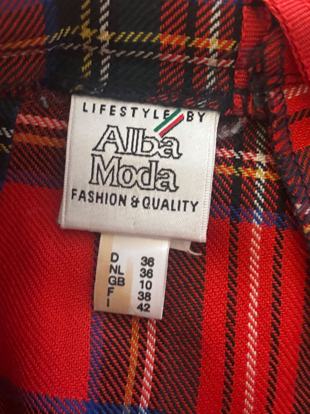 Alba Moda Pantaloni: Alba Moda Novacheck Hose 100% Lanawolle – Usato da St. Margrethen SG venduto da dijanaO 7