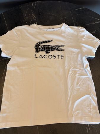 Lacoste T-Shirt Weiss mit Logo Grösse S guter Zustand