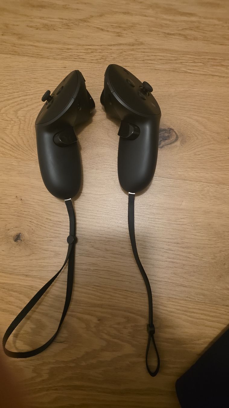 Meta Casco VR: Meta Quest 3 Pro controller – Usato da Siebnen venduto da BenutzerRicardo