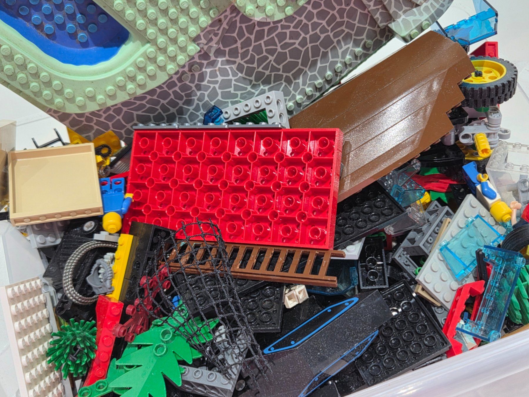 Lego Kit di costruzioni: 2,3 kg Lego Kiste gemischt – Usato da Derendingen venduto da CoolerBenutzername 1