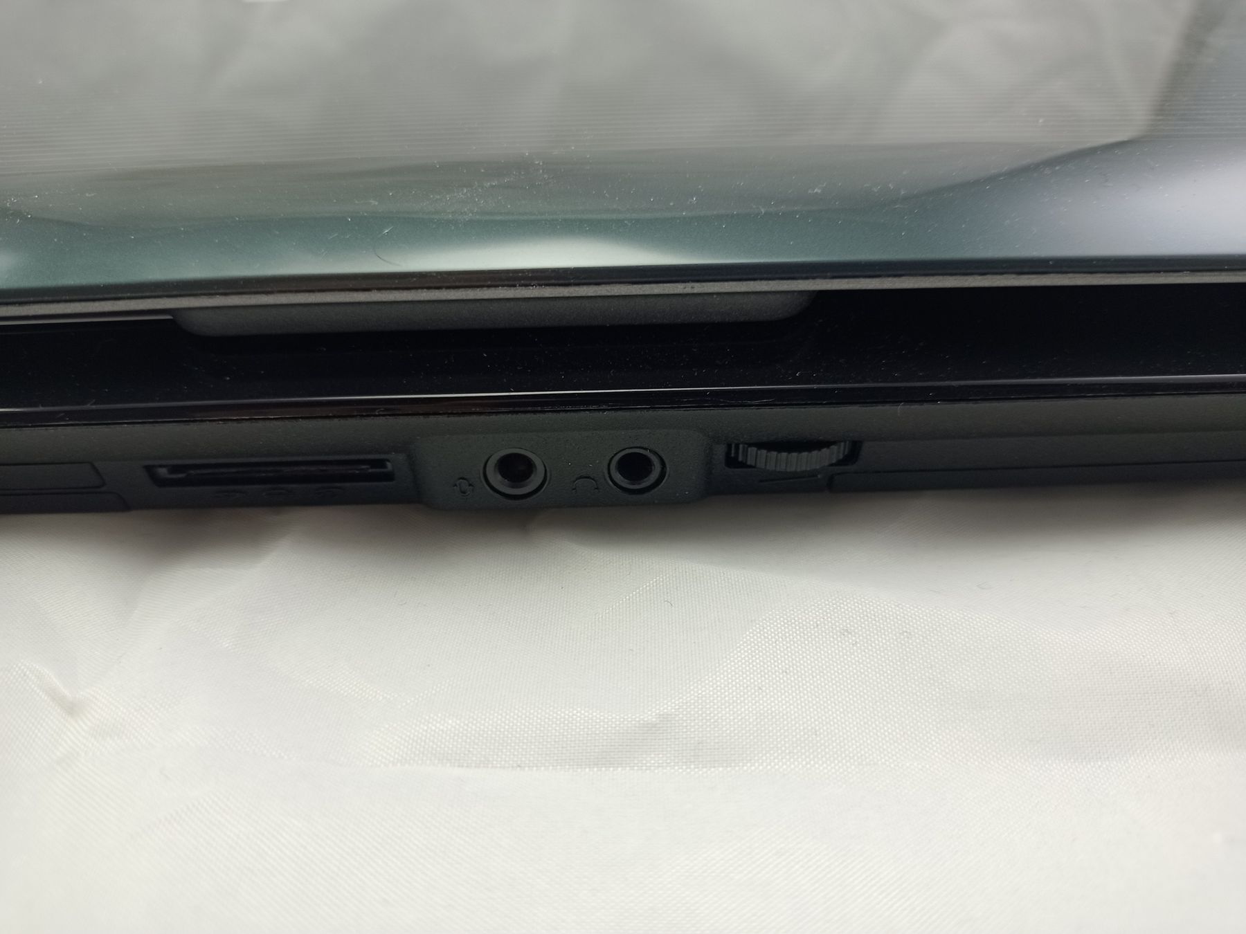 Portables: Toshiba Satellite A300-1J4 Notebook – D'occasion à Buchs AG par SellAndBuyX 2