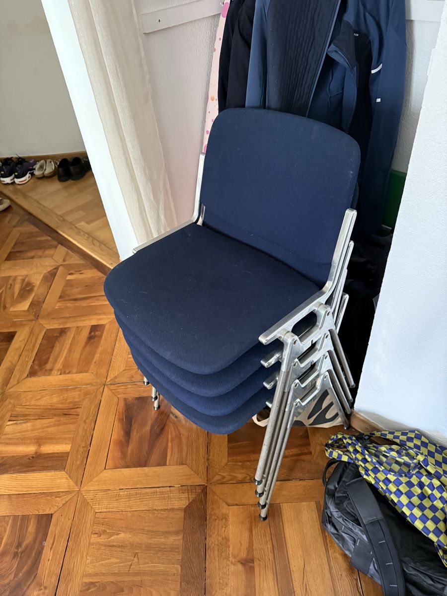 Castelli Sedie: Lot de 8 chaises Castelli, Giancarlo Piretti – Usato da Genève venduto da cha_2kvl 1