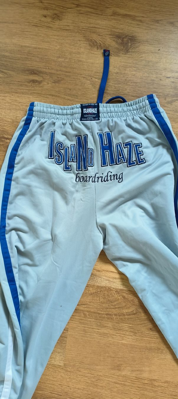 Stone Island Pantaloni: Islandhaze Trainer – Usato da Beringen venduto da Holly.80 1