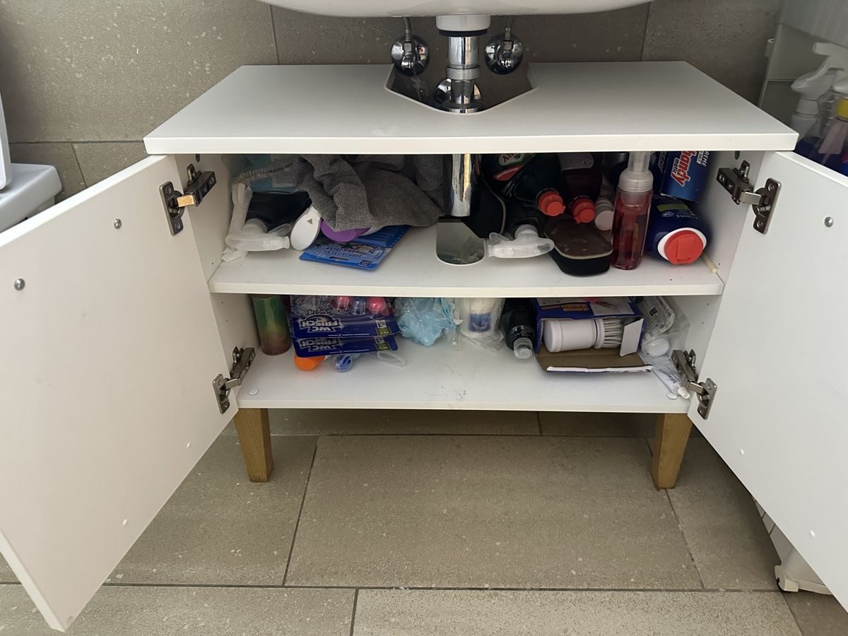 Mobili per bagno: White Under Sink Cabinet, Modern Bathroom Storage Unit – Usato da Gattikon venduto da Sarahs_Schatzkammer 2