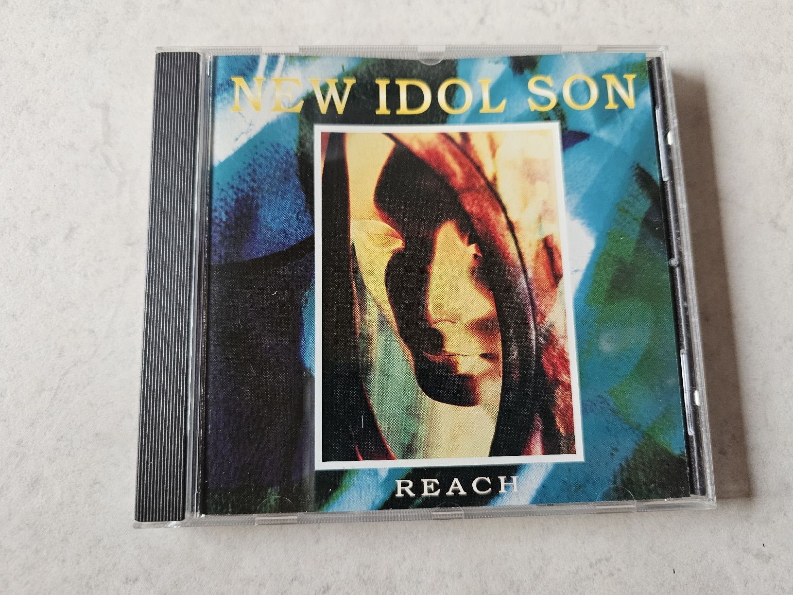 CDs: New Idol Son  -  Reach – Gebraucht aus Schneisingen von backstore24
