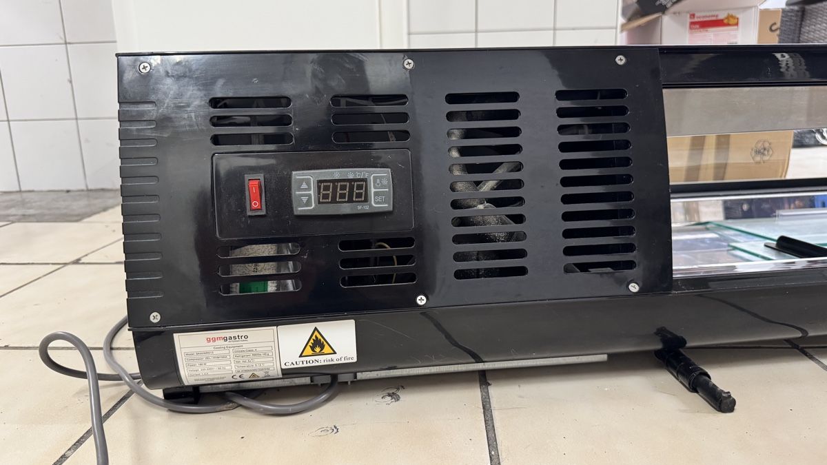 Ggm Gastro Kühlschrank: Vitrine réfrigérée  – Neu (gemäss Beschreibung) aus Peseux von ola_psb6 2
