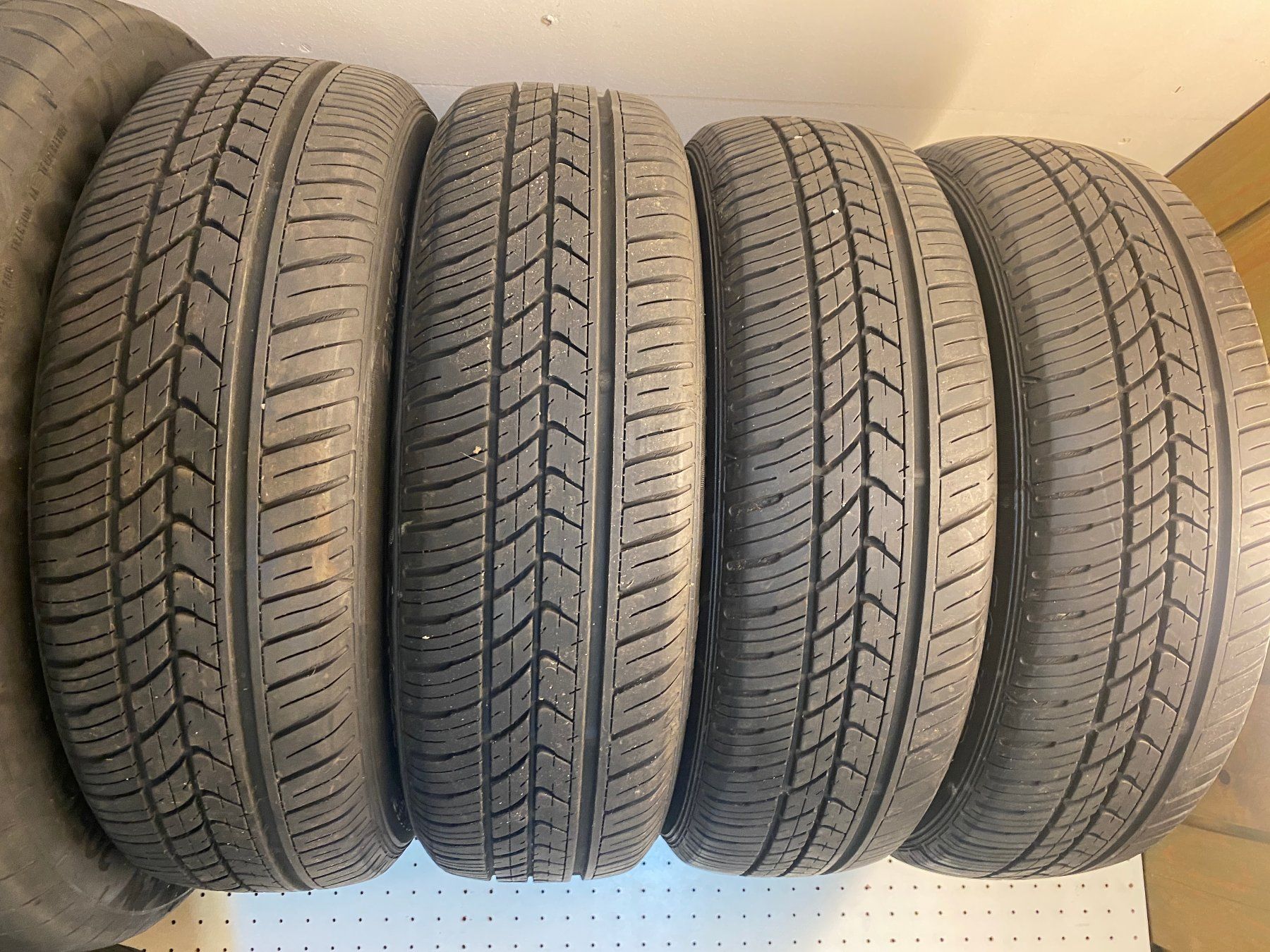 BMW Pneumatici & Ruote complete: Sommerräder LK4x100 – Usato da Kaltbrunn venduto da Steoli74