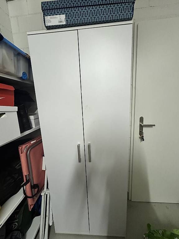 Schränke: Schuhschrank zu verschenken – Gebraucht aus Kreuzlingen von olg_9xpc