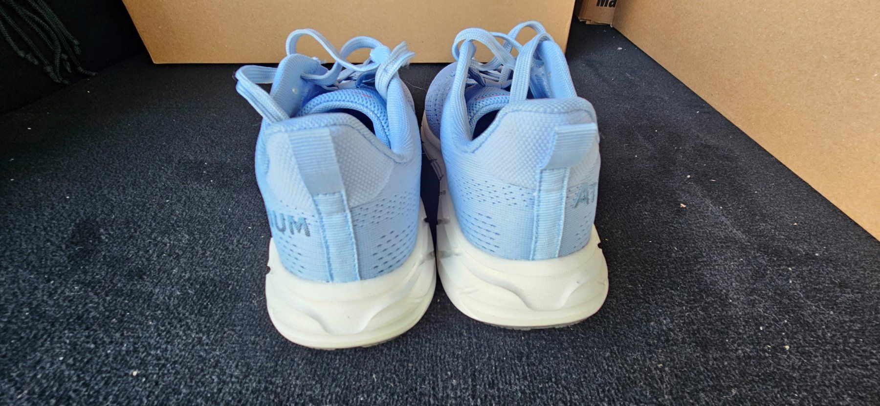 Scarpe da donna: Atrium Sneaker hellblau Grösse 38 gebrauchter Zustand – Usato da Menziken venduto da Luzerner1980 2