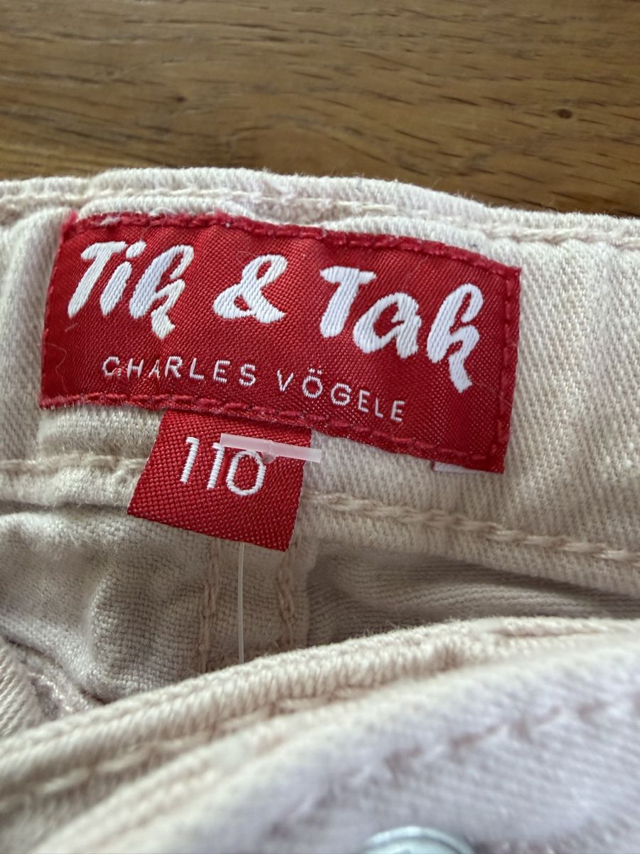 Pantaloni: Jeans rosa Grösse 110 – Usato da Grabs venduto da Shelly_87 2