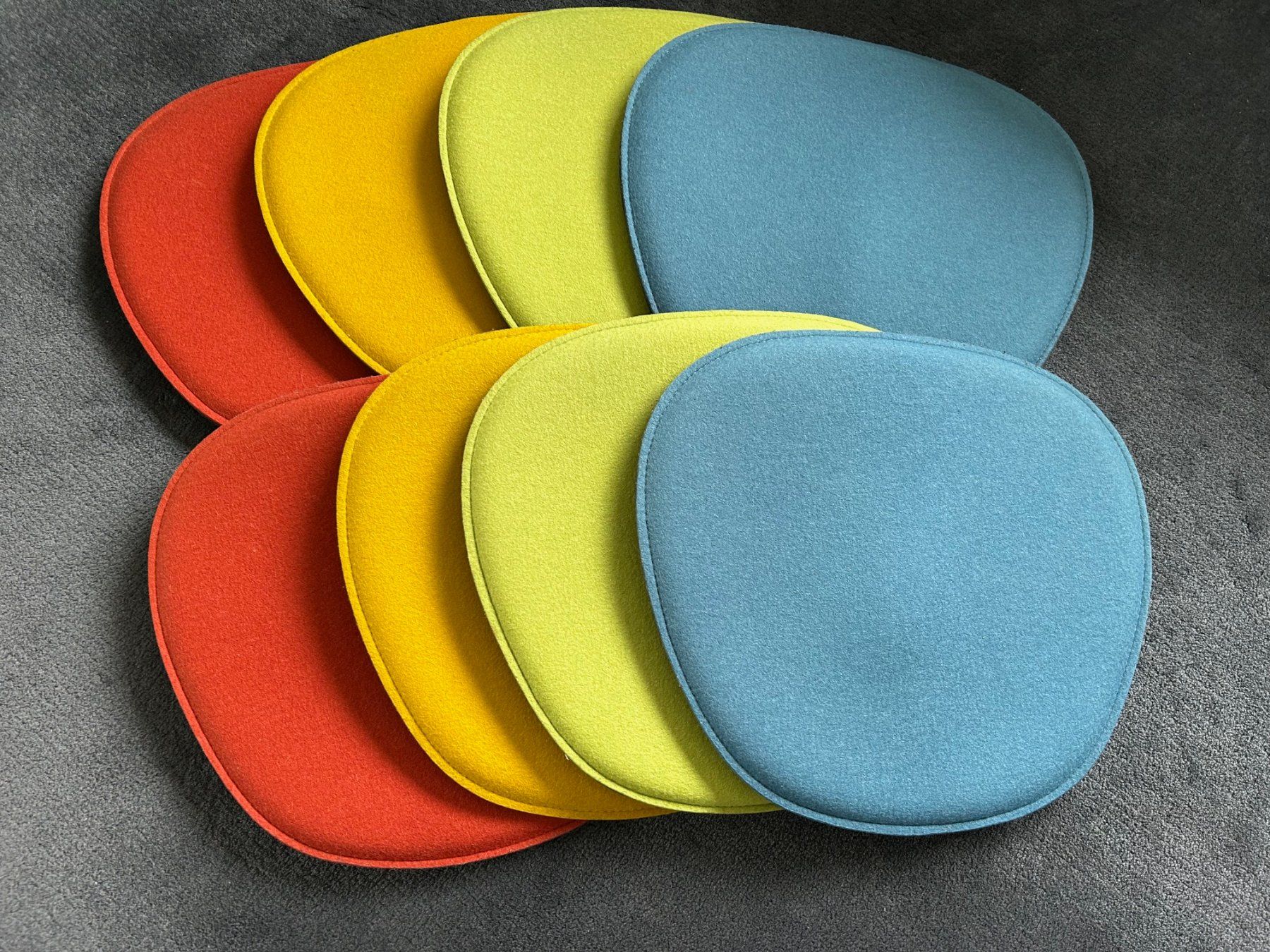 Vitra Sedie: Eames Plastic Side Chair DSW von Vitra – Usato da Pfaffhausen venduto da truempi 4