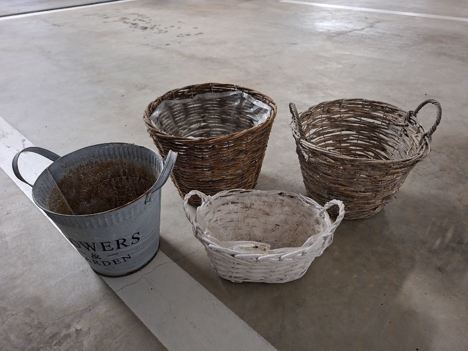 Pots de fleurs: Körbe – Neuf (Voir description) à Büron par rog_k687