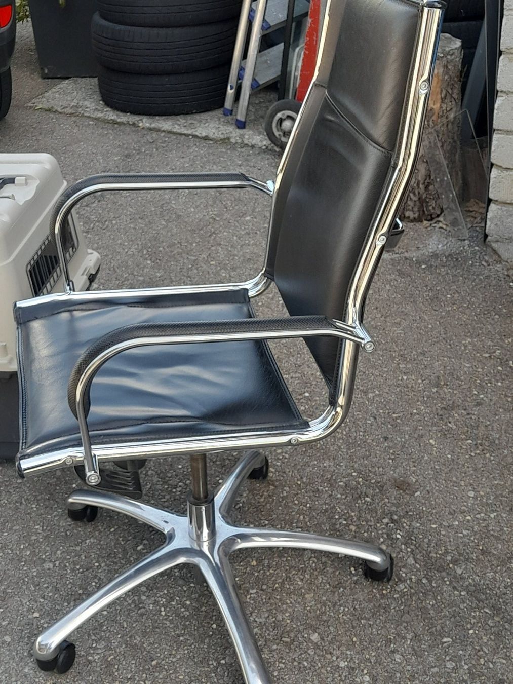 Sedie: Bürostuhl modern – Usato da Aeschi b.Spiez venduto da 52_wochen 2