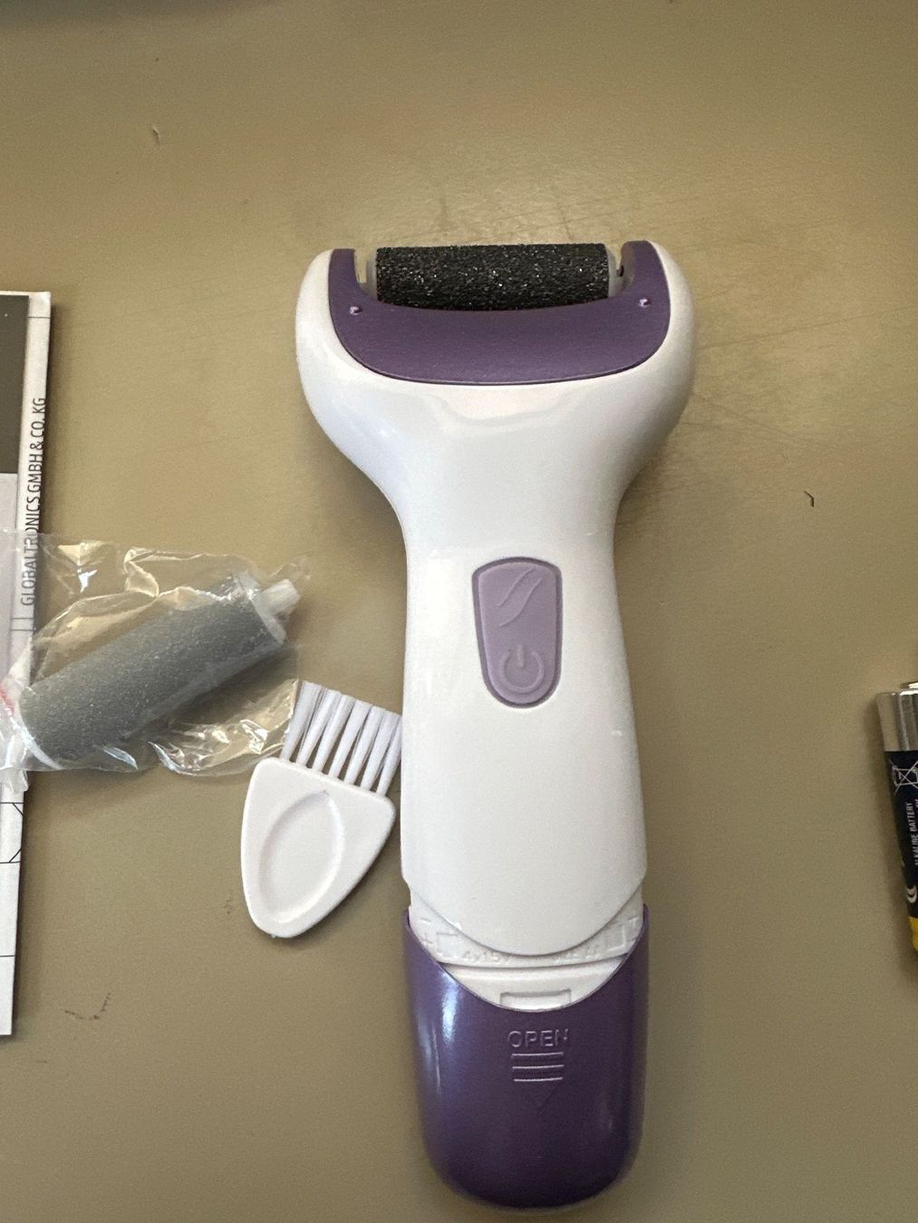 Pedicure: Elektrischer Hornhautentferner NEU – Nuovo e nell'imballaggio originale da Brügg BE venduto da TSP02 1