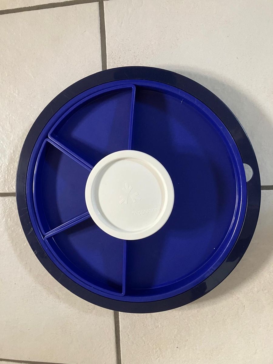 Tupperware Piatti di portata: Tupperware Aperoplatte/Partyplatte/Teller – Usato da Einsiedeln venduto da zue_82pm 2