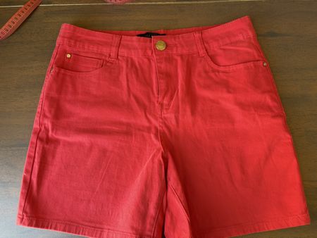 Lola Liza Red Shorts Size 40