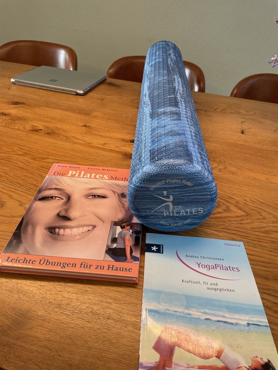 Hometrainer: Sissel Pilates Rolle Pro Soft NP 64 Fr – Gebraucht aus Niederbüren von poschti