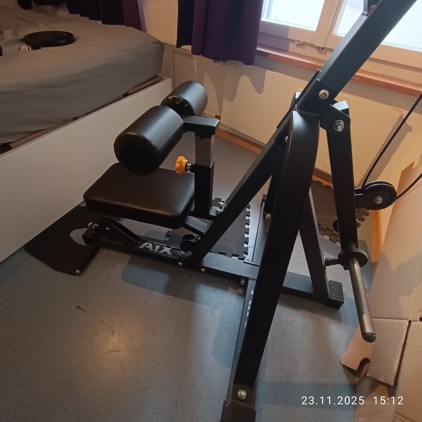 ATX Hometrainer: ATX - Lat Pull / Latzuggerät in Z-Form - 30 mm – Gebraucht aus St.Gallen von Spotnie 5
