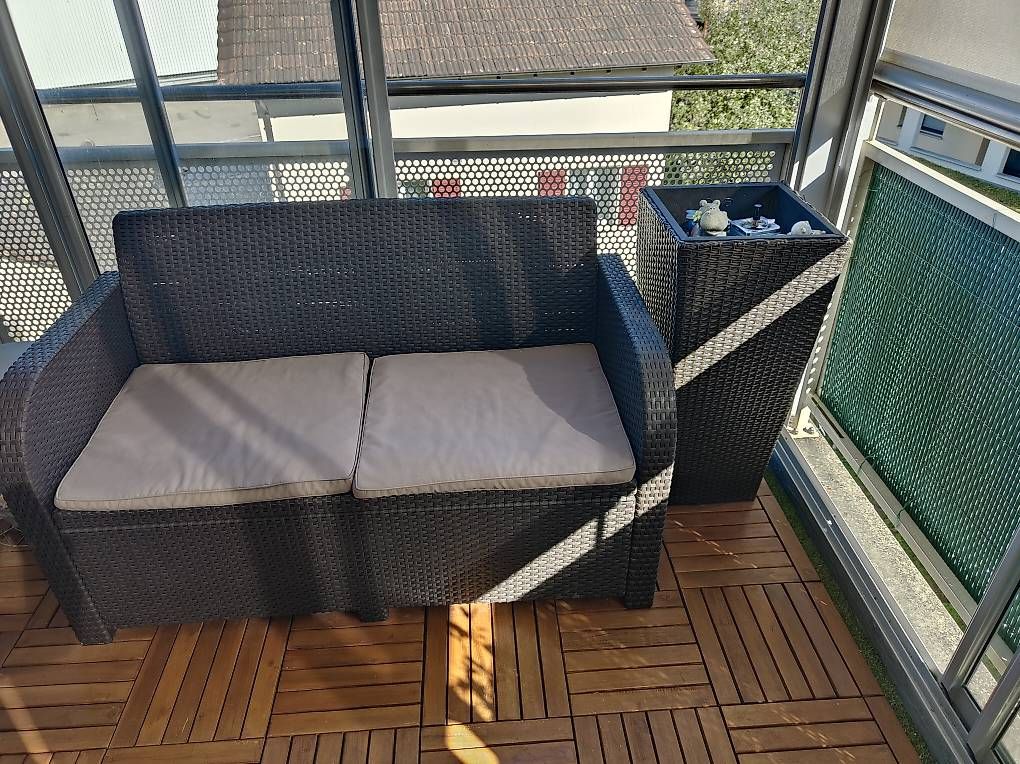 Sofas: Coffe Sofa und Pflanzengefäss Topf – Gebraucht aus Hunzenschwil von dpavespa 3