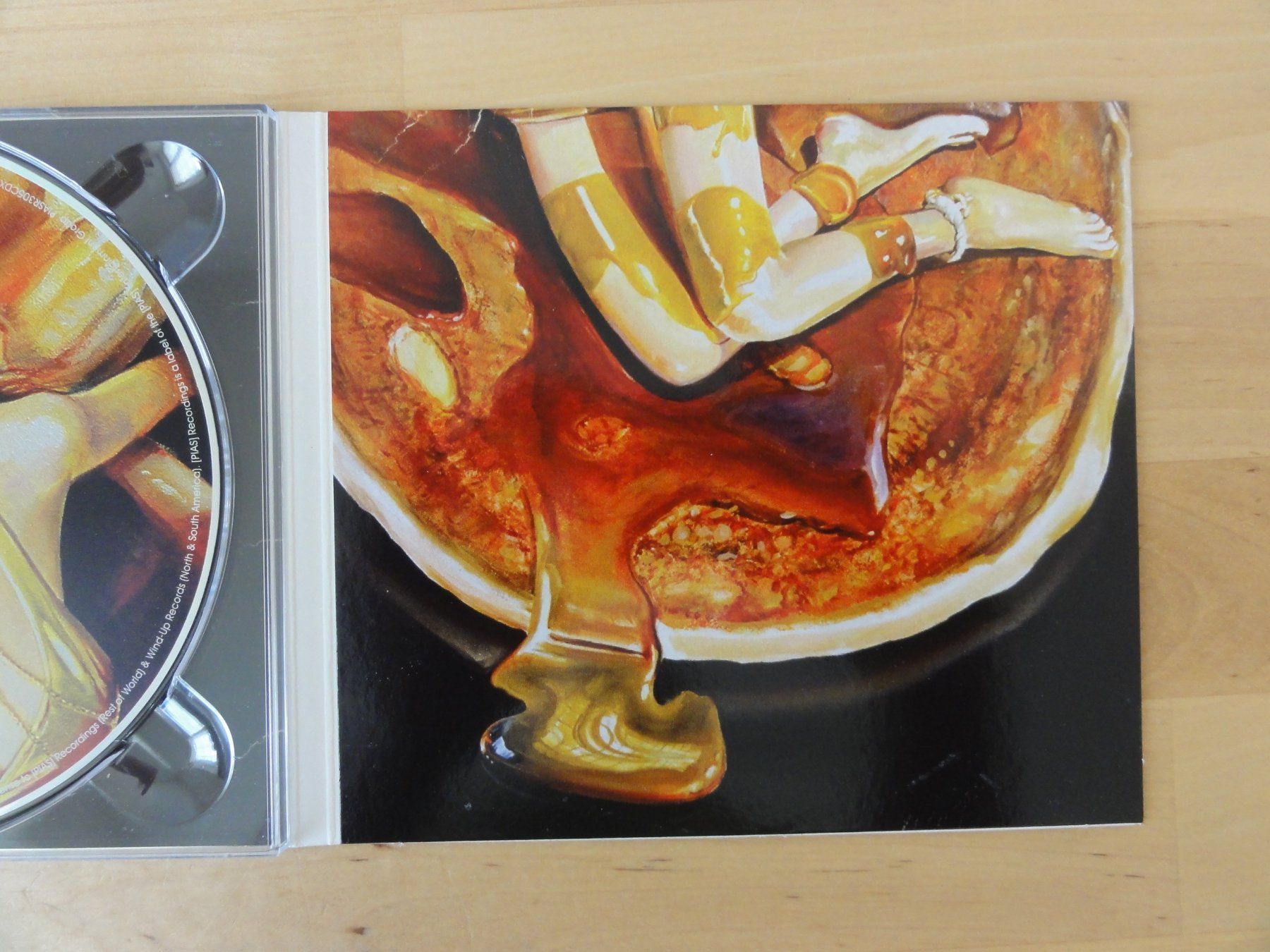 CDs: THE DARKNESS "Hot Cakes" – D'occasion à zürich par Goldimmund 6