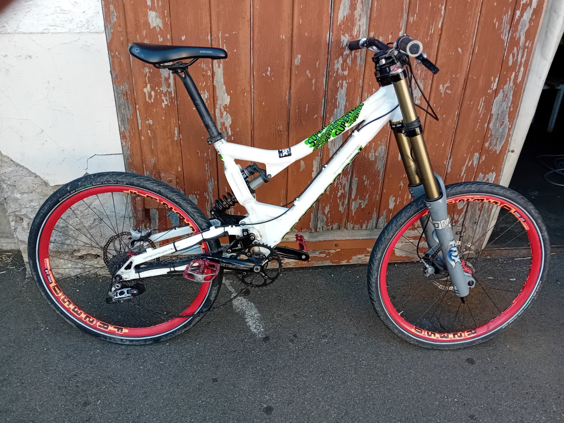 Scott Biciclette: Downhill Velo Scott – Usato da Wegenstetten venduto da 1000er