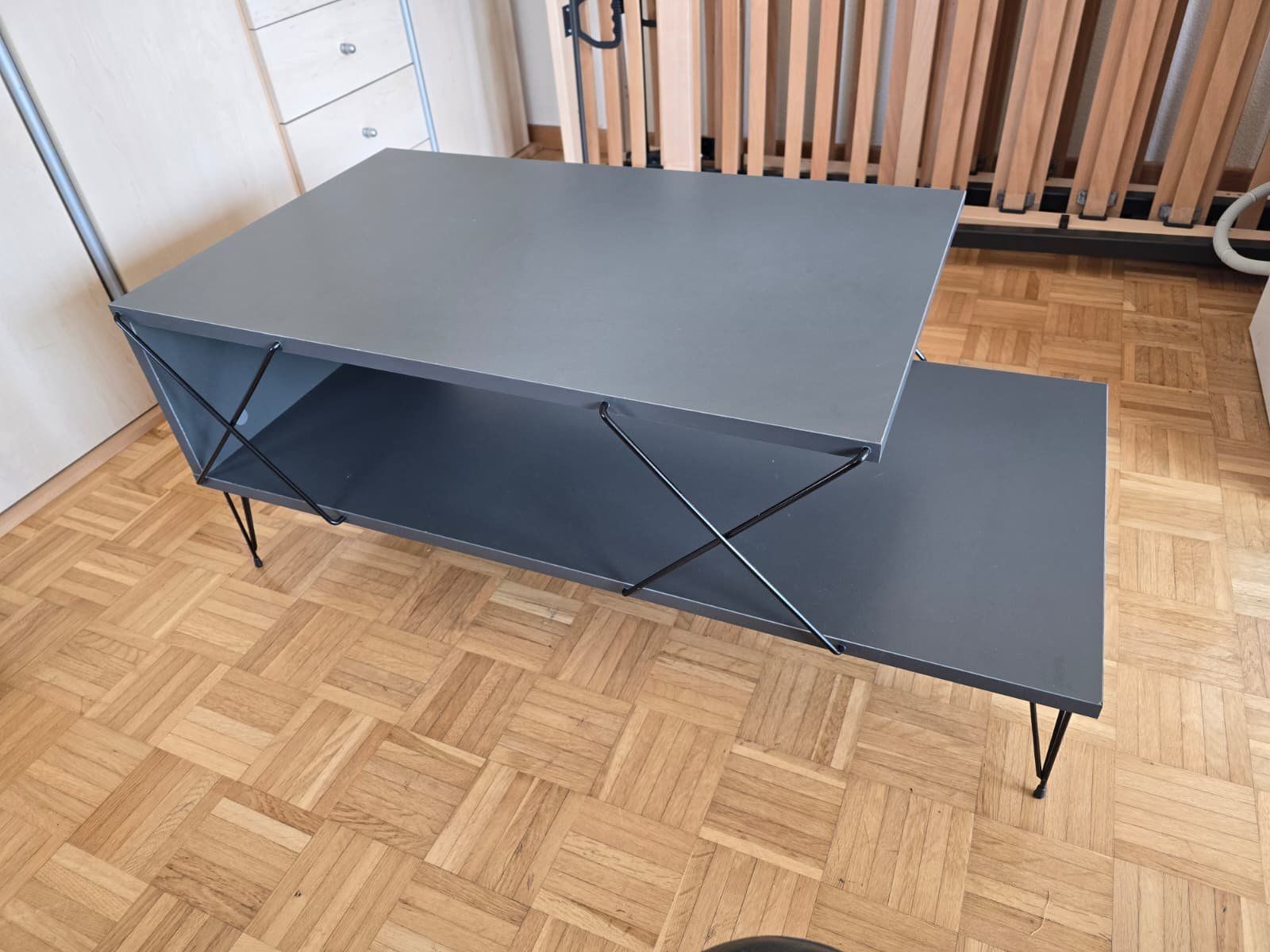 Tische: Kleiner Couchtisch Skye Decor Angelica – Gebraucht aus St. Gallen von anomis_m