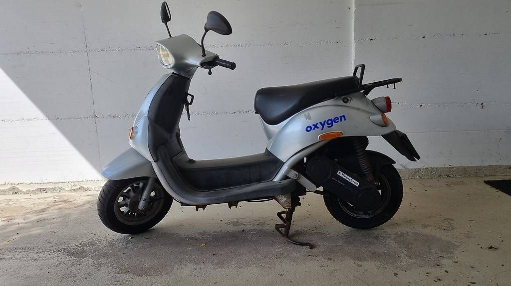 Oxygen Scooter: Scooter elettrico Oxygen – Usato da Pregassona venduto da GioGhielma