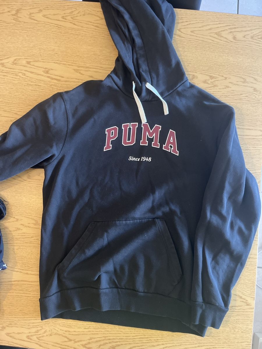 Lots de vêtements: Lors deux pull – D'occasion à Courgenay par tat_w5vc 2
