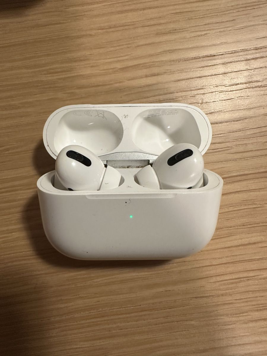 Apple Kopfhörer: Apple AirPods Pro mit Ladecase – Gebraucht aus Glattpark(Opfikon) von ZHINCITY 6