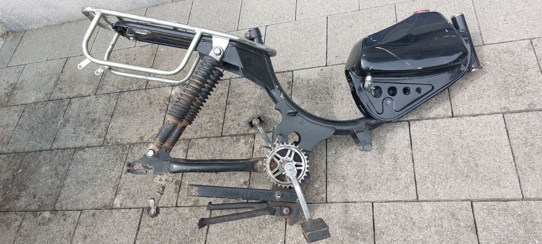 Alpa Cyclomoteurs: Töffli Rahmen Alpa – D'occasion à Giswil par Stocki02