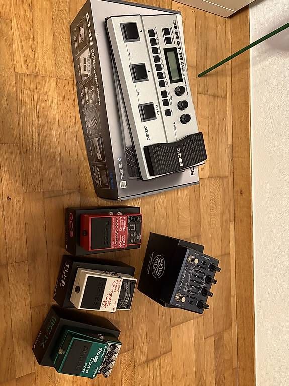 Strumenti musicali: BOSS GT-1B – Usato da Rothenbrunnen venduto da Bob6756 1