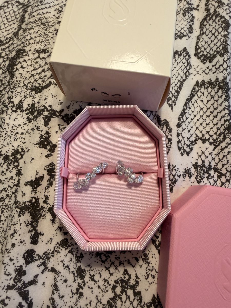 Swarovski Anelli: Swarovski Ring set Ganz neu – Nuovo e nell'imballaggio originale da Dietikon venduto da jes_2jbf
