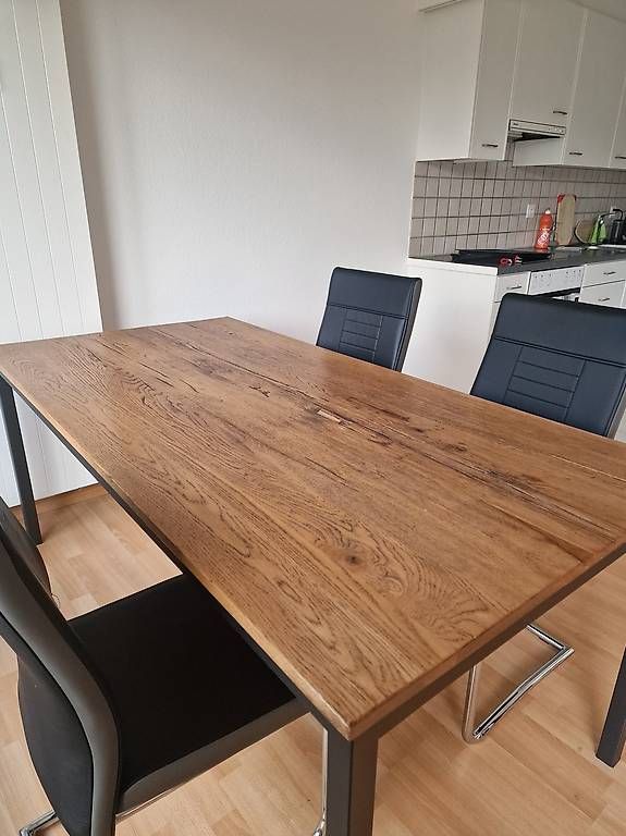 Tische: Tisch mit Stühlen – Gebraucht aus Sissach von robin_united 1