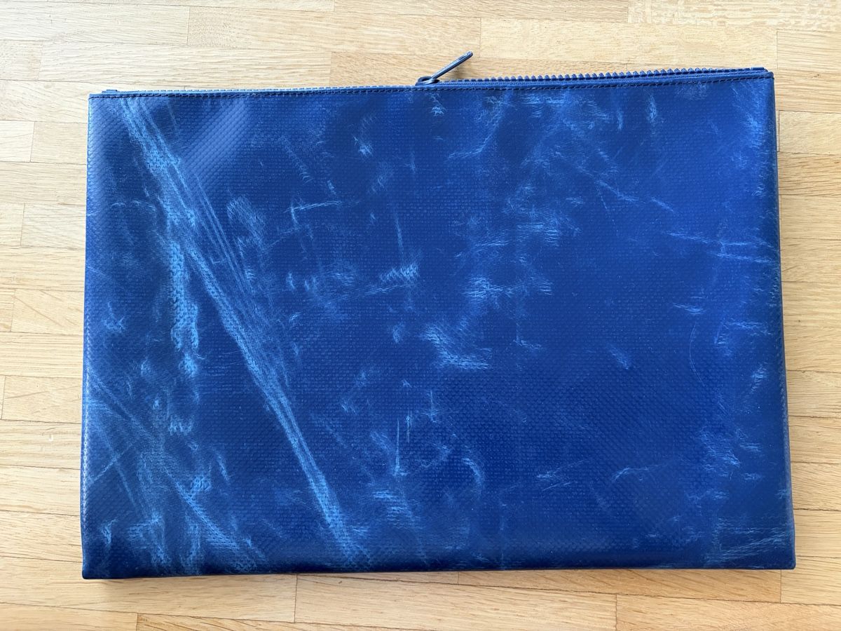 Freitag Astucci : FREITAG Etui 34cm x 24cm x 2cm – Nuovo (secondo la descrizione) da Buchs ZH venduto da Jay66 1