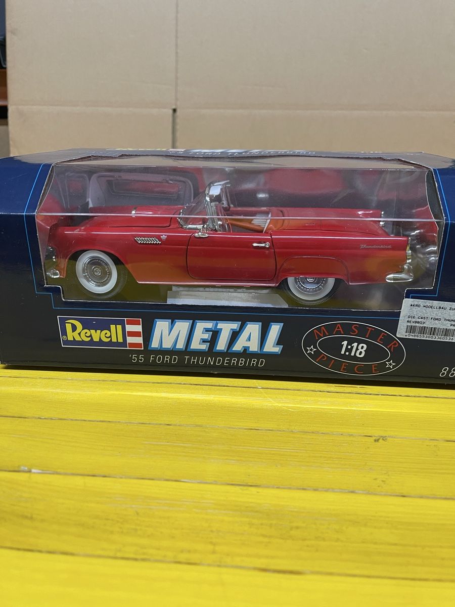 Revell Modellautos: Ford Thunderbird 1955. 1:18  Revell – Neu (gemäss Beschreibung) aus Nänikon von R_rota 2