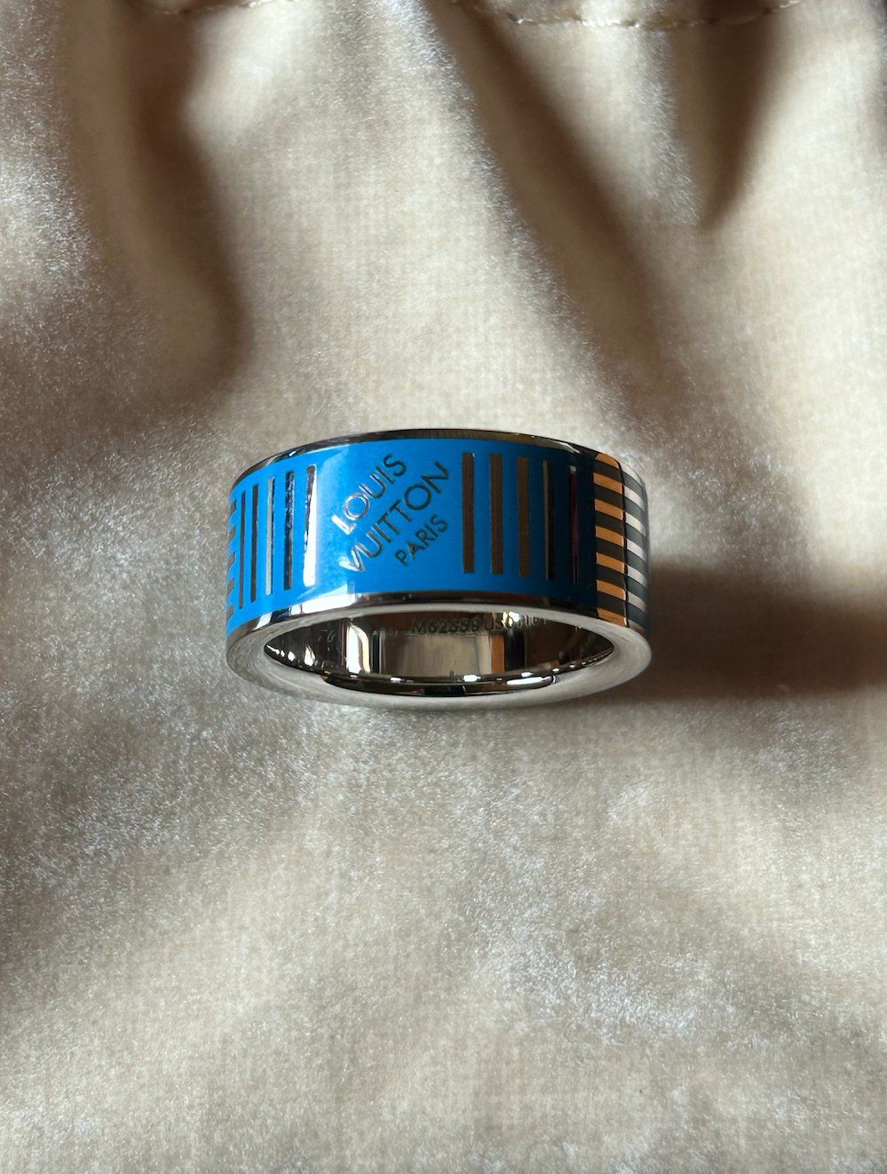 Anelli: LOUIS VUITTON - Orig. Ring - Size M - NEUF ! – Nuovo e nell'imballaggio originale da Fleurier venduto da dyneau 1