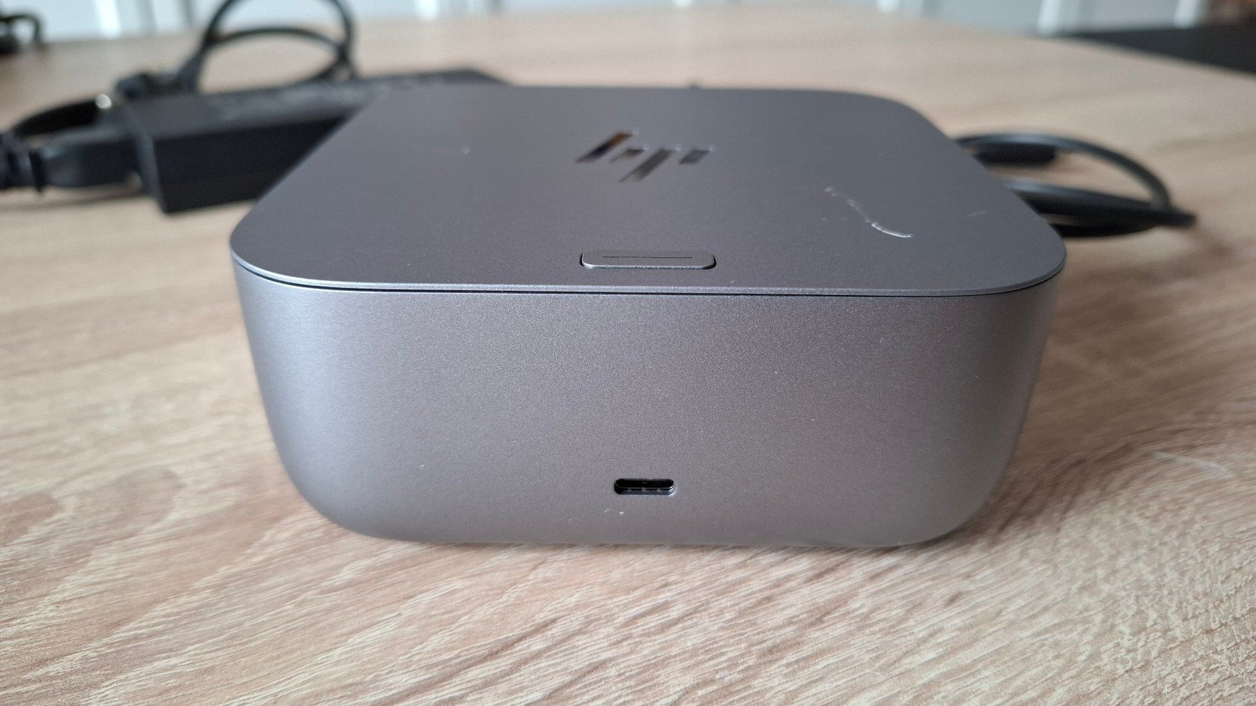 Hewlett Packard Docking station: HP Thunderbolt 4 100W G6 Dock – Usato da Lützelflüh-Goldb venduto da Noir7.pk 2