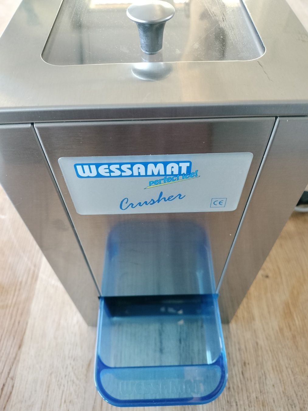 Allestimento di negozi e stand fieristici: Wessamat Ice Crusher – Usato da Bühl BE venduto da VW612