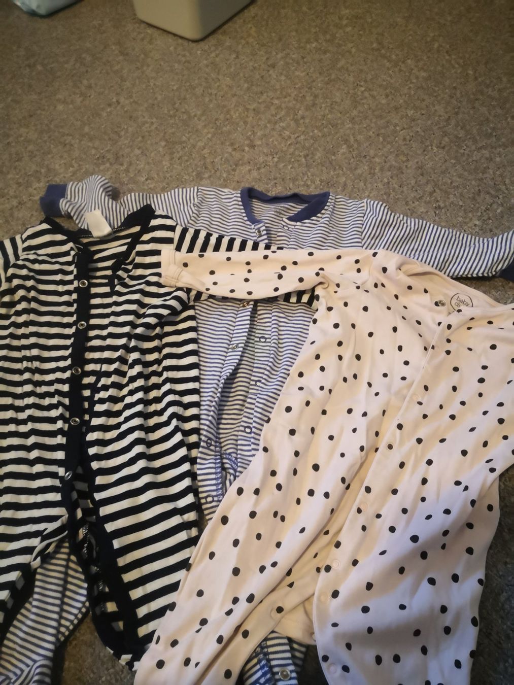 Pyjamas: 3 Strampler Pyjama 76/80 – D'occasion à Luzern par mir_5ryw 1