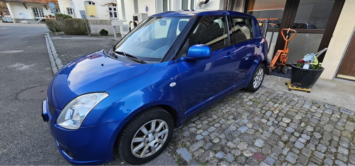 Suzuki Automobili: Suzuki Swift 1.3 4WD – Usato da Oberdiessbach venduto da leo_8y8n 1