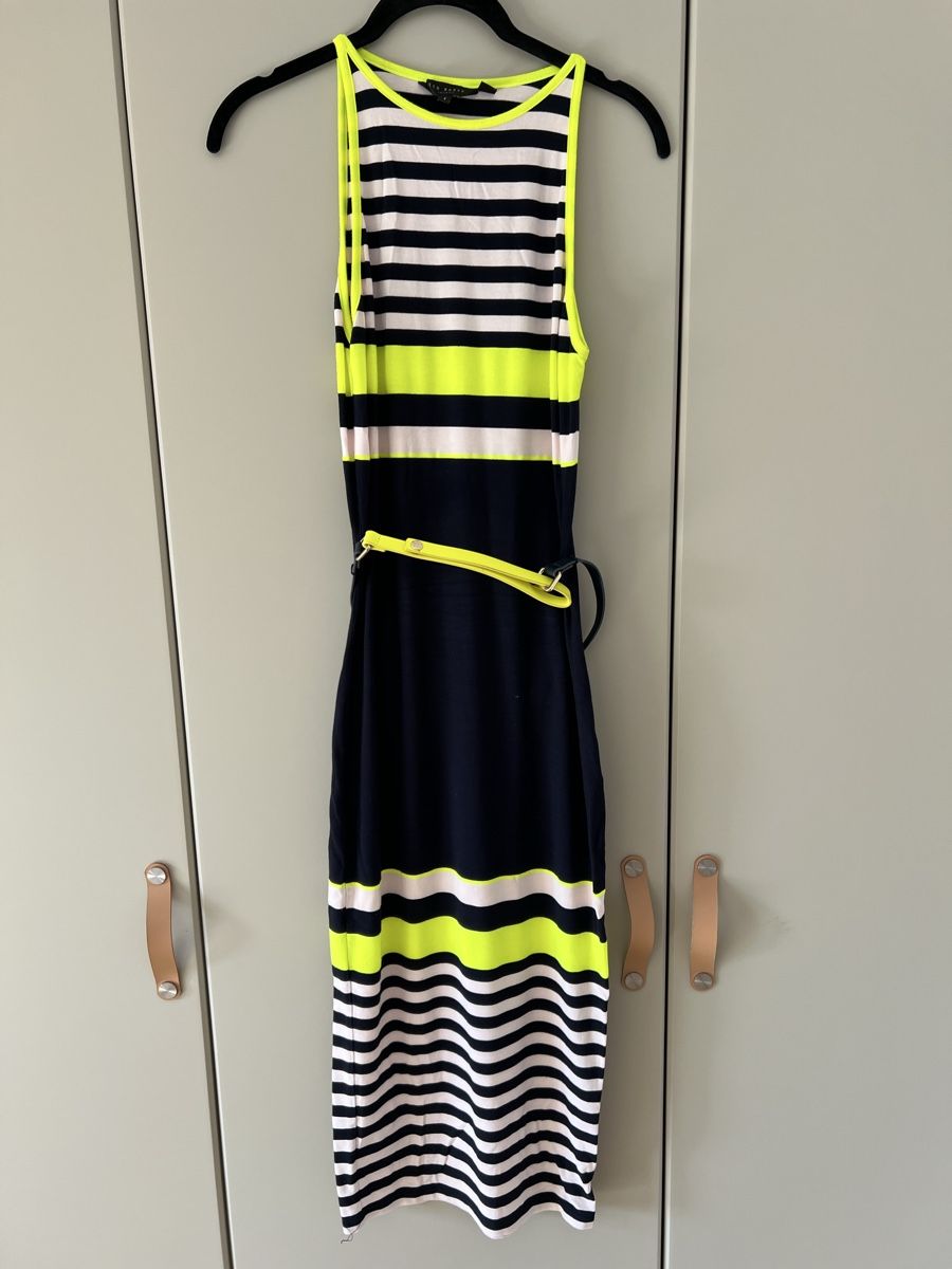 Ted Baker Vestiti: Ted Baker jersey dress  – Usato da Zollikon venduto da jud_cmm9